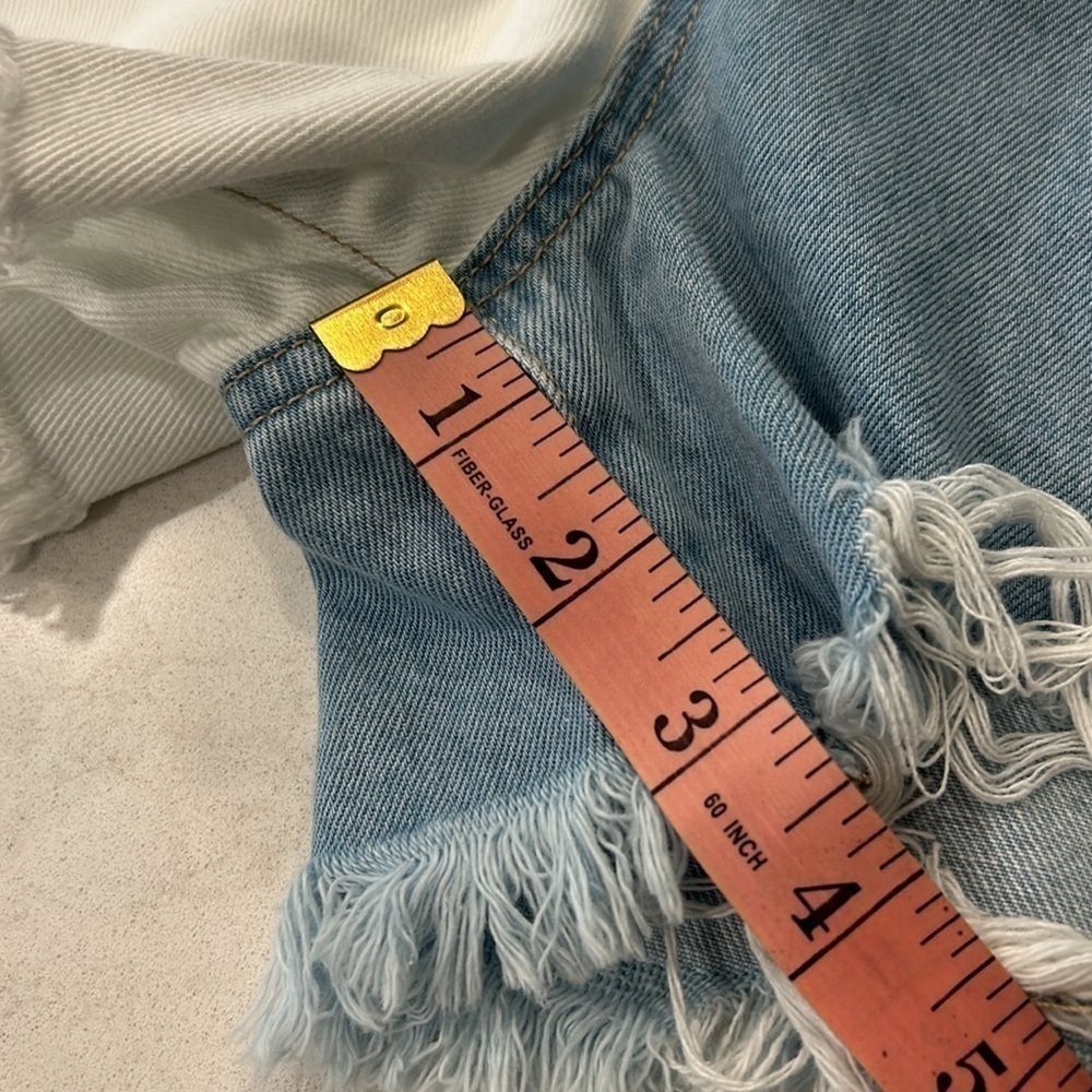 Vervet Rebecca Colorblock Denim Blue & White‎ High Rise Distressed Shorts Size S - Picture 9 of 11